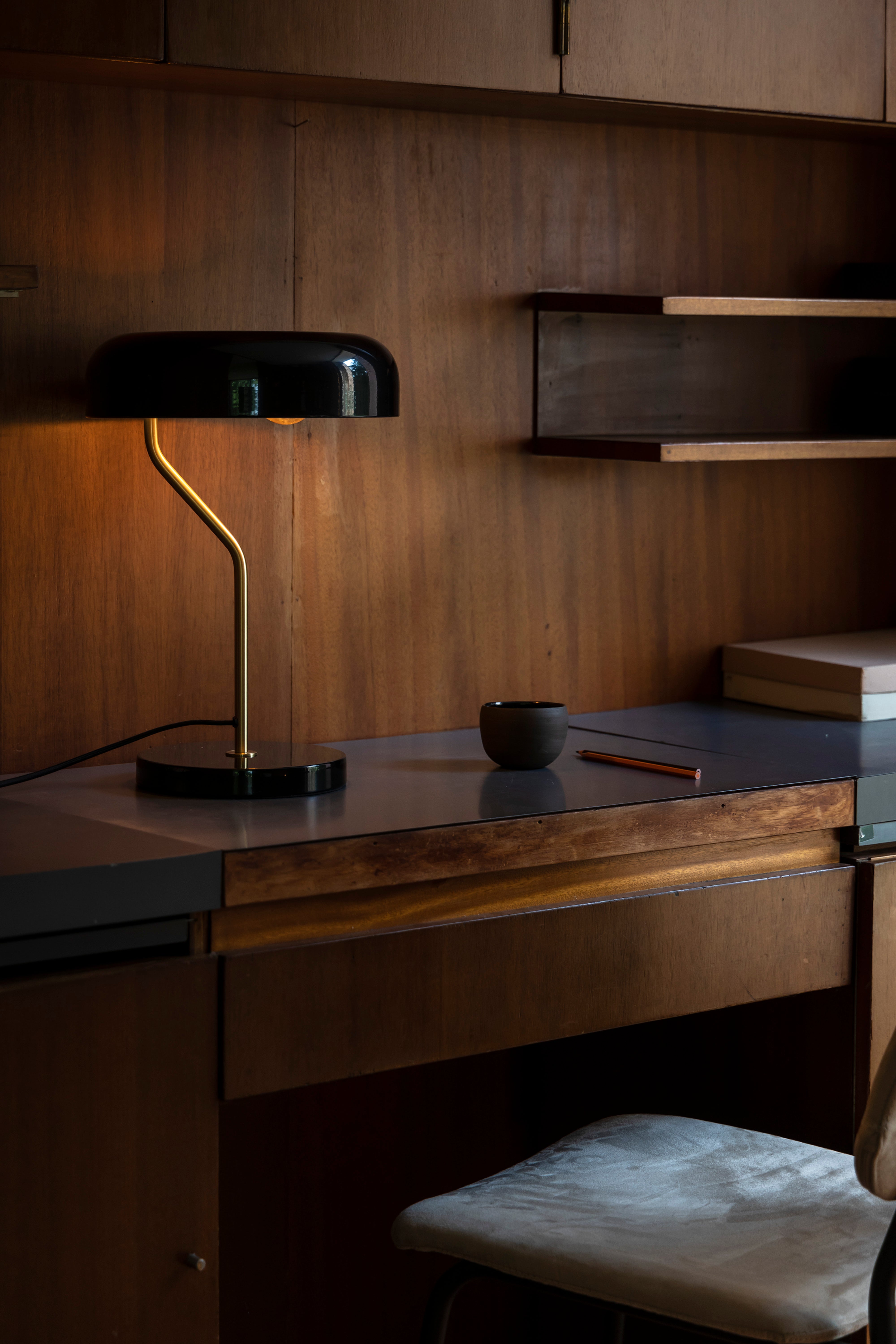 Dutchbone Eclipse Gloss Black & Gold Open Top Table Lamp